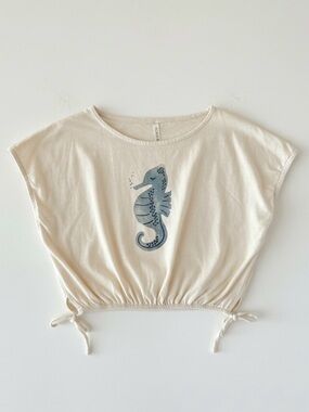 Rylee + Cru Ivory Seahorse Cropped Cinched Tee - Size 6-7y